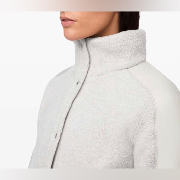 ⭐️Host Pick⭐️ BNWOT Lululemon Go Cozy Jacket - Picture 11 of 11